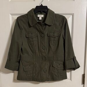 LOFT petites army green jacket. Button tab sleeves. 4P